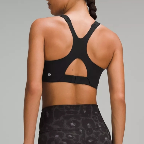 Lululemon UltraLu Square neck workout bra Medium Support - Picture 2 of 9